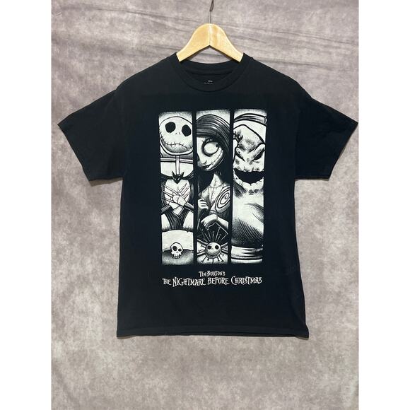 The Nightmare Before Christmas Graphic T-Shirt size M - Picture 1 of 4